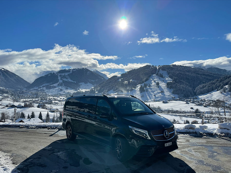 Hire Chauffeur Services For Christmas Shopping Trips