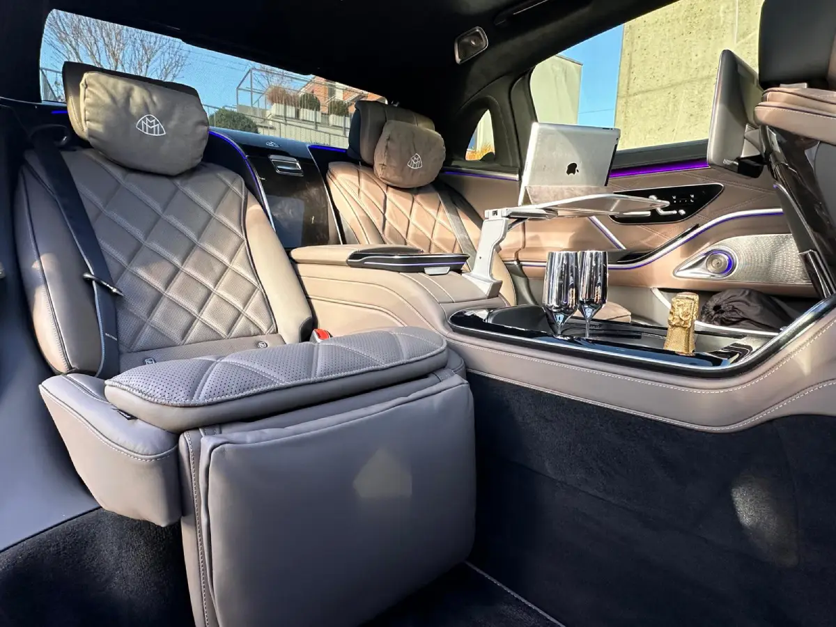 Experience Ultimate Luxury: Mercedes Benz Maybach Limousine Service