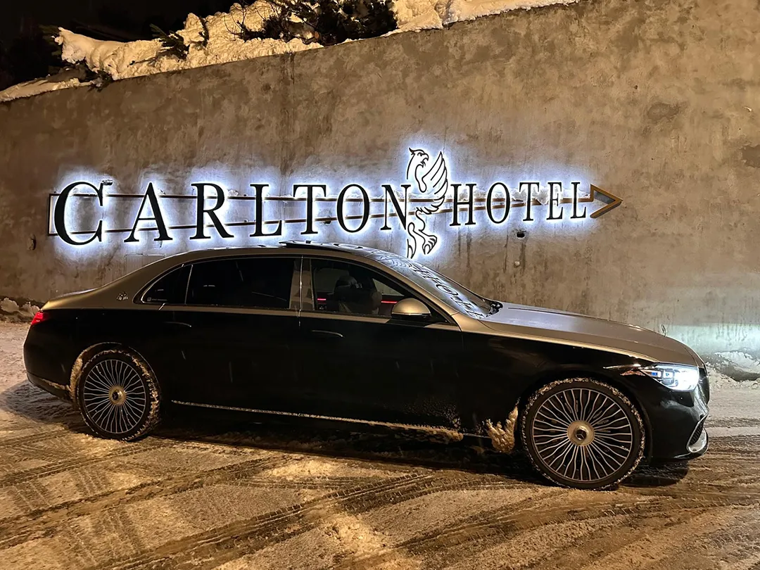 Architektur und Hotelatmosphäre im Carlton Hotel St. Moritz