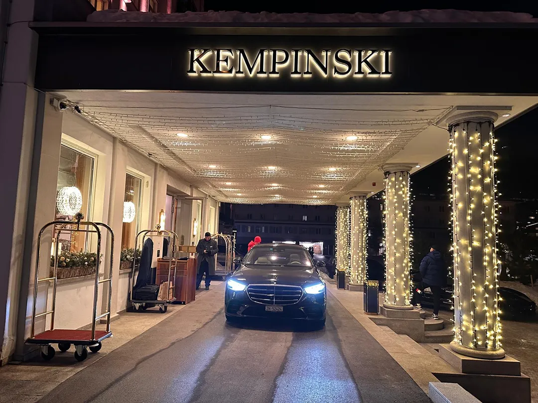 Premiumfahrzeug für einen Chauffeurtransfer nach St. Moritz Bad